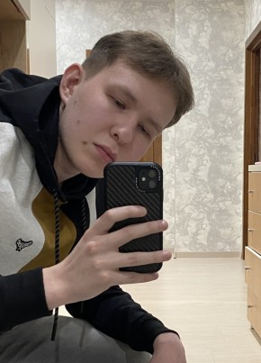 Anton, 21, Russia, Medvedevo