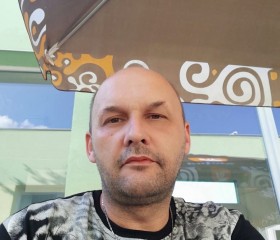 Petr, 51, Prague