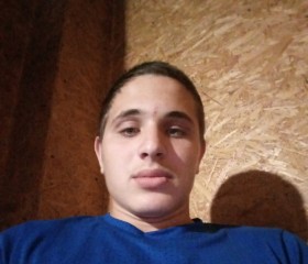Anatoliy, 20, Omsk