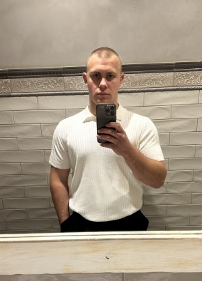Даниил из Дзяржынска 20 лет