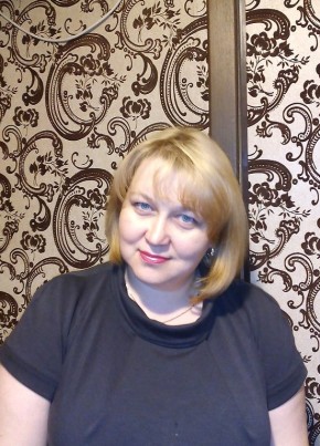 Вика, 44, Россия, Екатеринбург