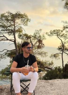 Selim из Sancaktepe 24 года