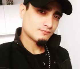 Maximo, 31, San Luis