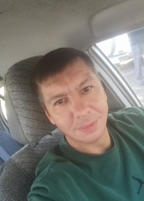 Максим из Читы 44 года