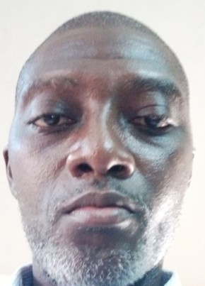 Charles Konan, 47, République de Côte d’Ivoire, Abidjan