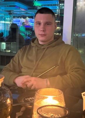 Даниил из Москвы 22 года