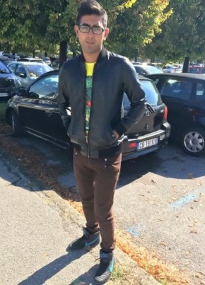 khan, 31, Repubblica Italiana, Nova Milanese