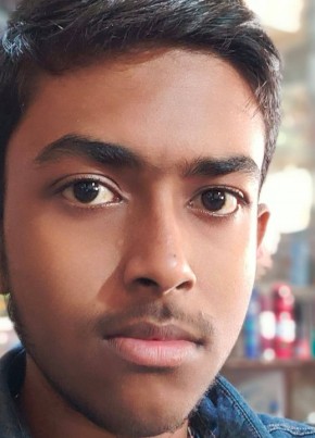 Kumar, 22, Singapore, Singapore