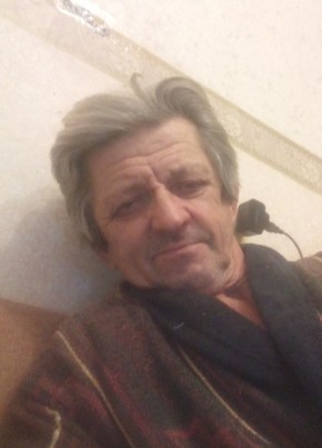 Михаил, 60, Россия, Петродворец