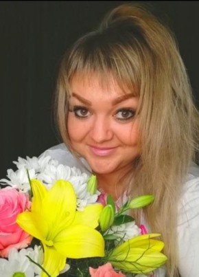 Светлашка, 35, Россия, Выползово