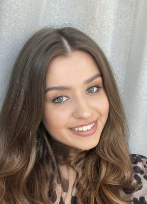 Алина из Хабаровска 25 лет