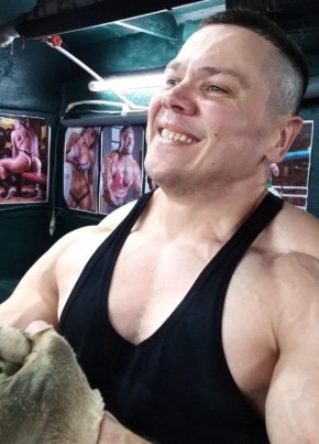 Павел, 36, Россия, Удомля
