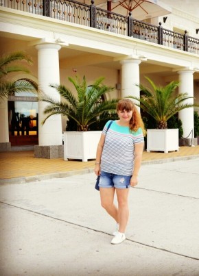 Lyudmila, 34, Russia, Lazarevskoye