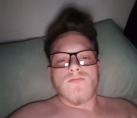 Shane, 26, Edinburgh