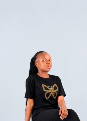 Sylvia из Eldoret 26 лет