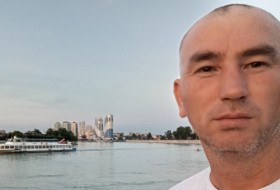Dilmurod Suyunov, 39 - Только Я