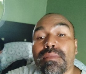 Robert, 42, Tijuana