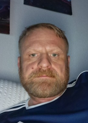 Alex из Thun 47 лет