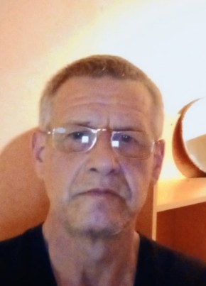 Иван, 61, Россия, Ярославль