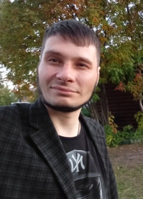 Михаил из Бийска 37 лет