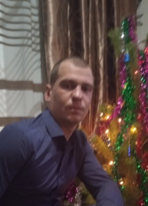Ярослав, 32, Россия, Саратов