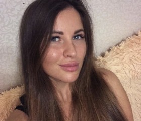 Pearl Walker, 34, Achiaman
