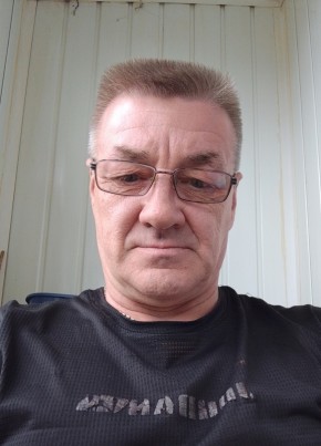 Олег из Балашова 53 года