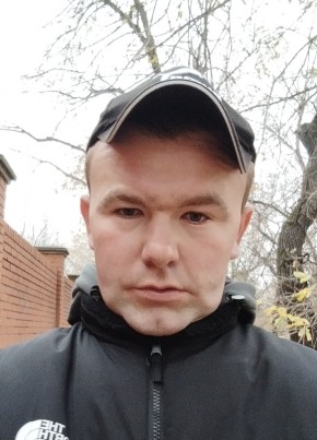 Александр, 27, Россия, Черлак