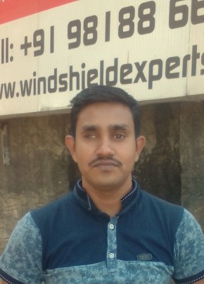 Sandeep Kannojiu, 29, India, Mumbai