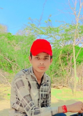 Ramraj saini, 18, India, Jaipur