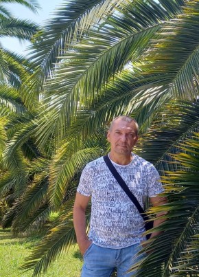Алексей из Петергофа 53 года