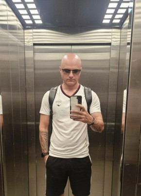 Вячеслав из Дзержинския 39 лет