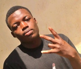 James Romaric, 26, Foumbot