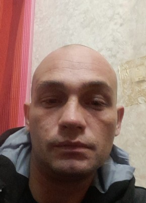 Aleksey, 24, Russia, Kalach