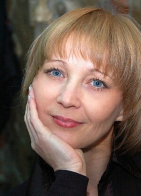 Анна, 65, Россия, Пенза