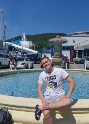 Дима из Краснодара 23 года