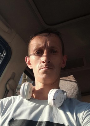 Andrei, 32, Russia, Moscow