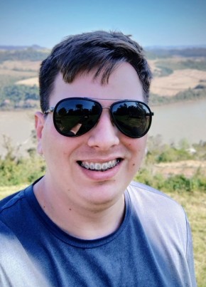 Carlos из Frederico Westphalen 27 лет