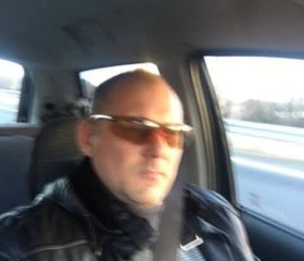 Jan, 50, Drobeta-Turnu Severin