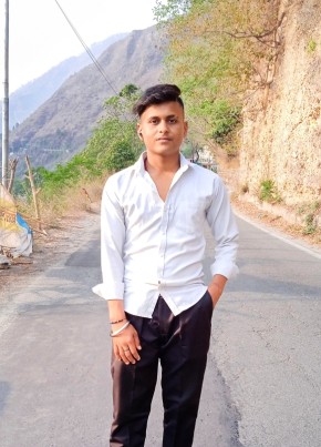 Pankaj, 18, India, Nainital