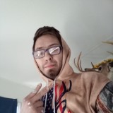 Green, 26  , Mattoon