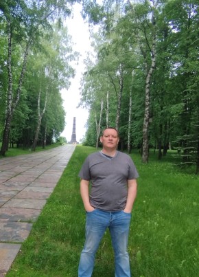 Вас из Коломны 47 лет