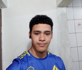 Alan, 18, Buenos Aires