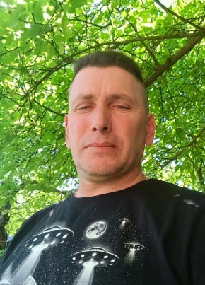 Кирилл из Москвы 49 лет