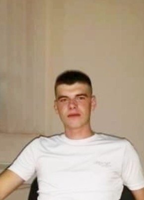 Владимир из Пионерския 29 лет