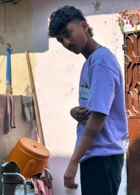 Vikas, 18, India, Mumbai