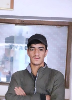 Tanuj, 19, India, Kulu