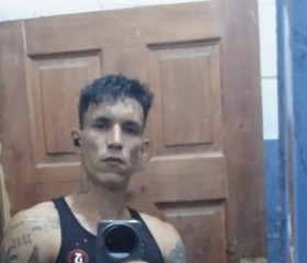 Luis, 29, Liberia