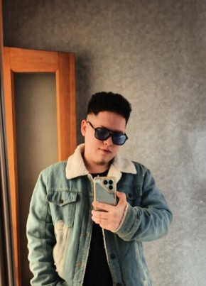 Дмитрий из Барнаула 22 года