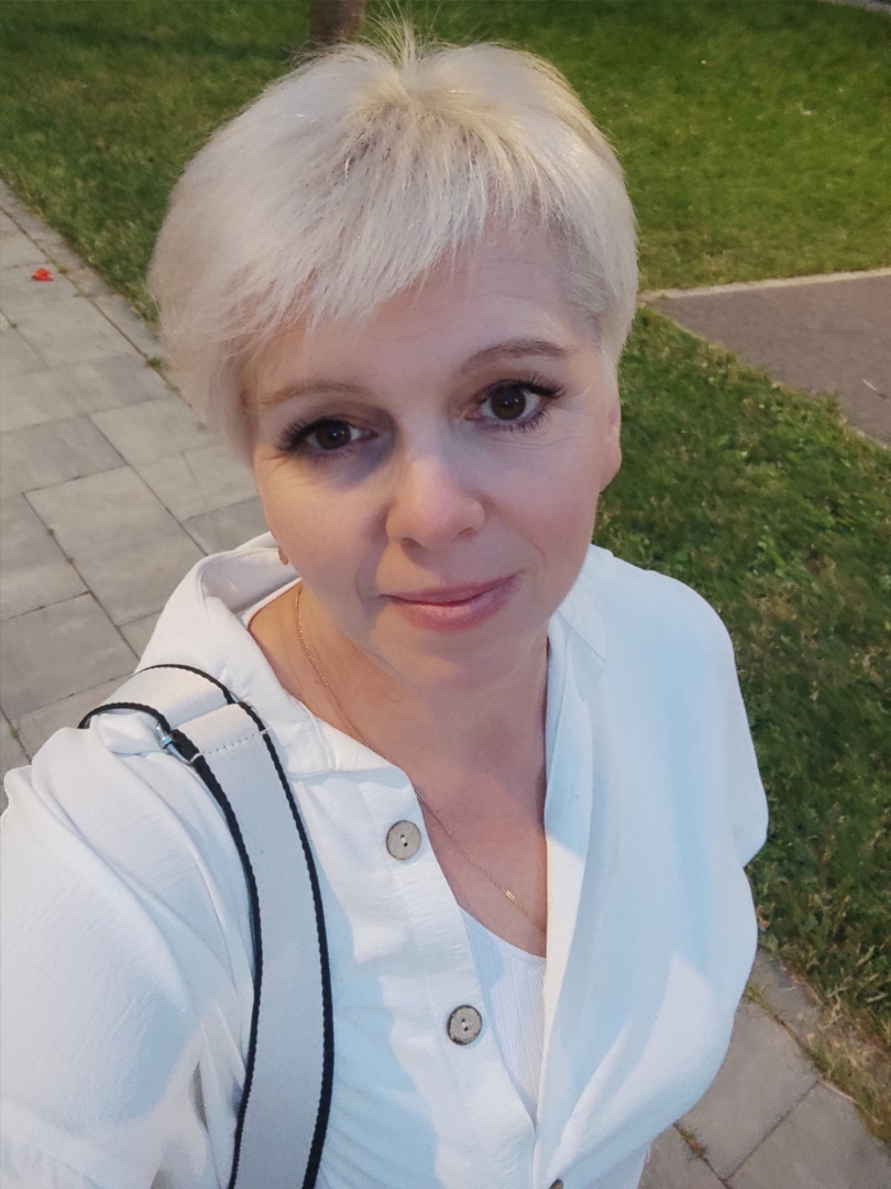 Нина, 52